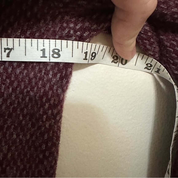 Lello Maroon Birds Eye Knit 100% Wool Mens Crew Neck Sweater Small - Picture 6 of 7